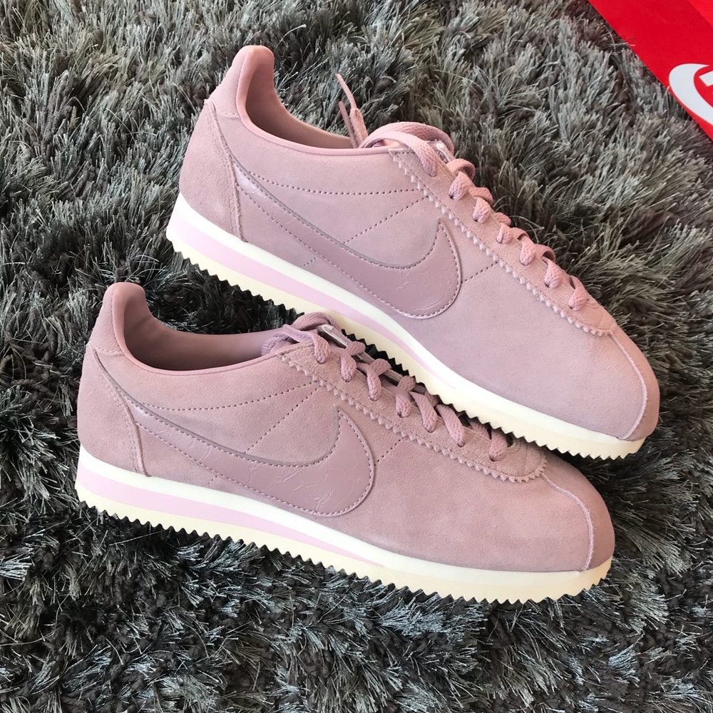 new nike cortez suede sneakers - Picture 8 of 8